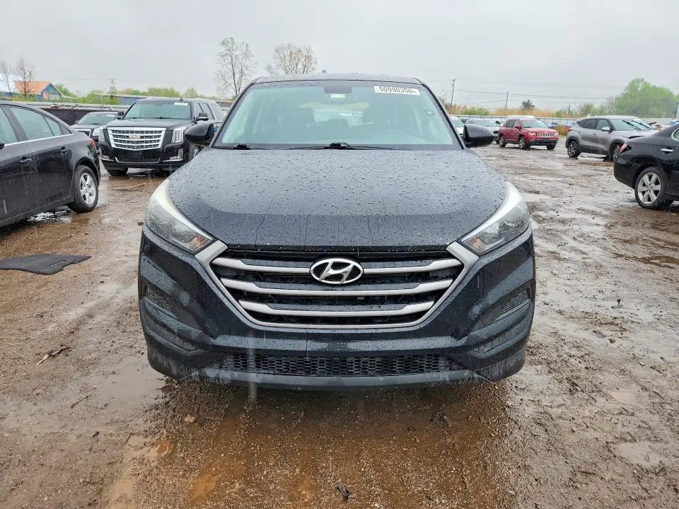 2018 HYUNDAI TUCSON SE  