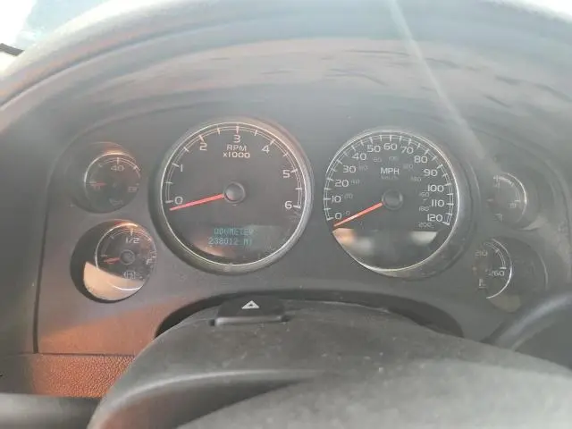 2011 CHEVROLET SUBURBAN K1500 LTZ  