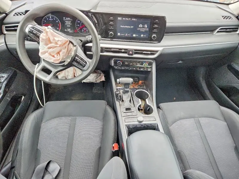 2022 KIA K5 LXS  