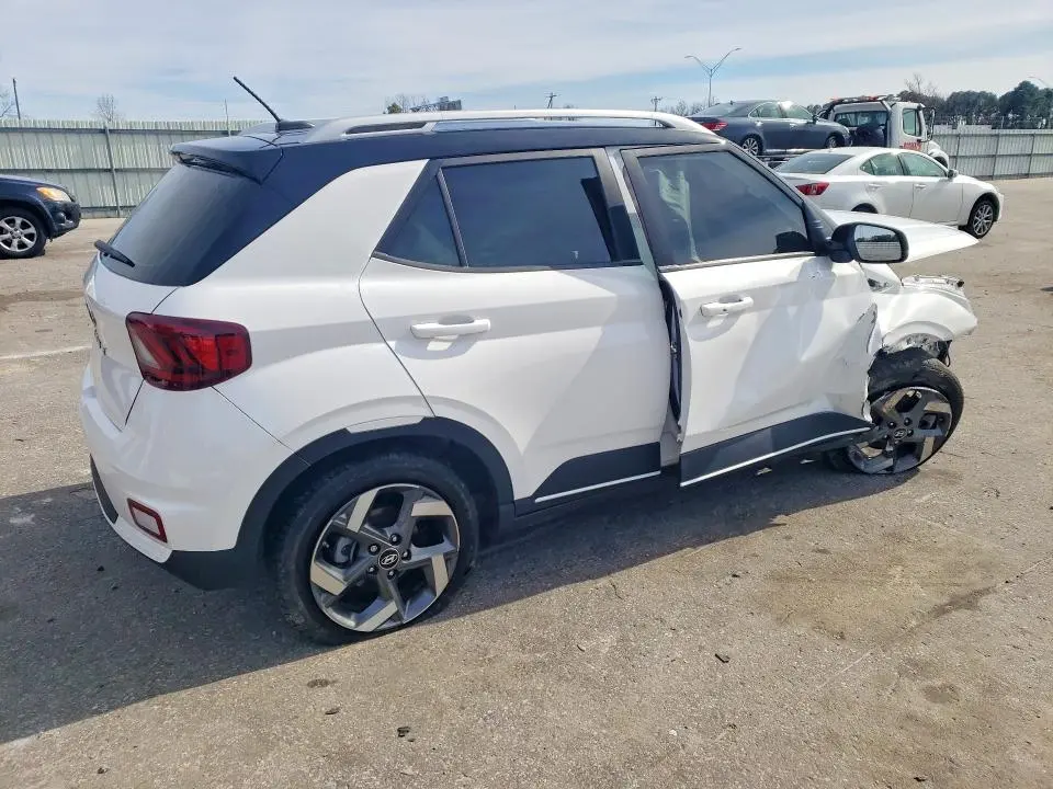 2024 HYUNDAI VENUE LIMITED  