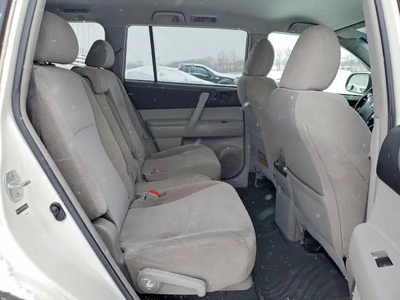 2013 TOYOTA HIGHLANDER BASE  