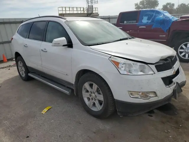 2010 CHEVROLET TRAVERSE LT  