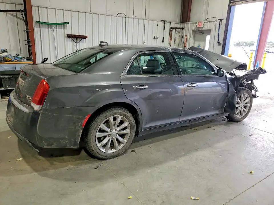 2016 CHRYSLER 300C   