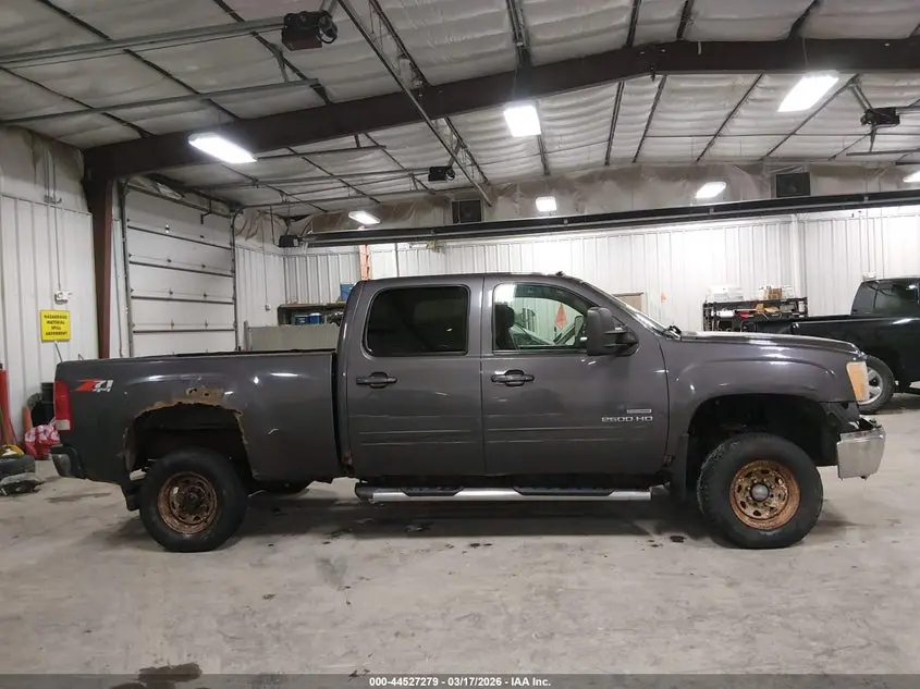 2010 GMC SIERRA 2500HD SLT