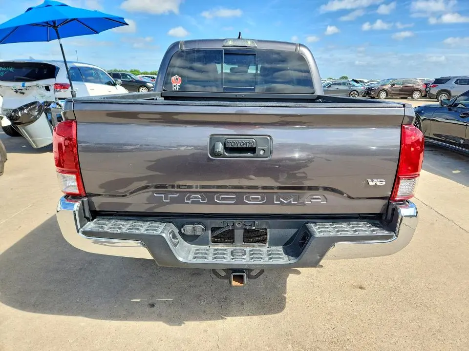 2019 TOYOTA TACOMA SR5 V6  