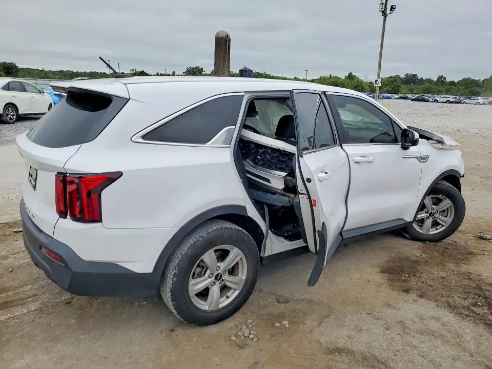 2022 KIA SORENTO LX  