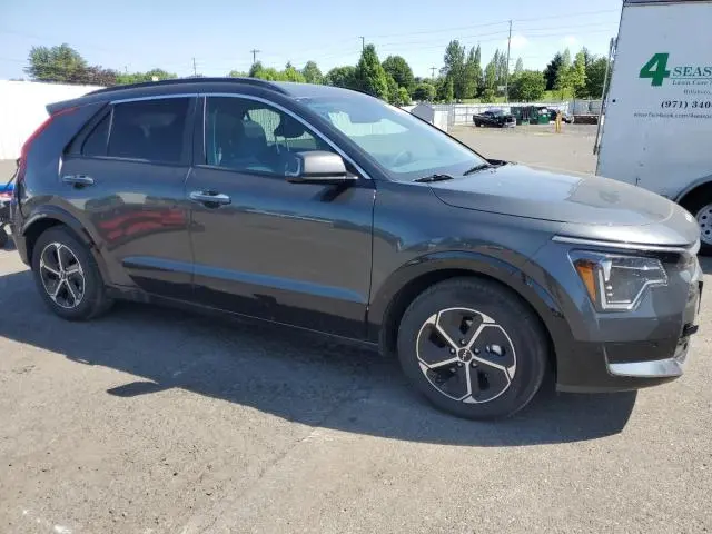 2025 KIA NIRO SX  