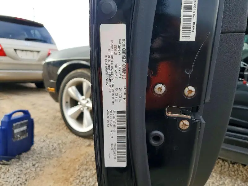 2011 DODGE CHALLENGER   