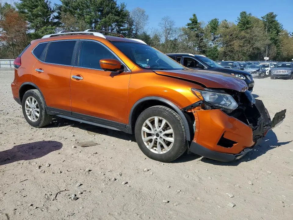 2017 NISSAN ROGUE SV  