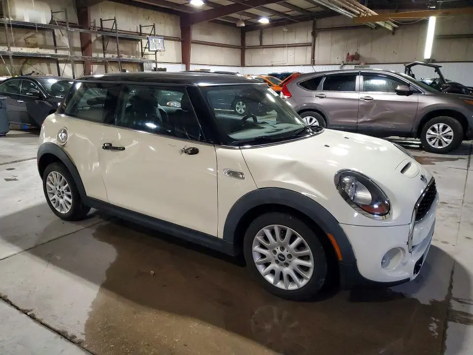 2015 MINI COOPER S  