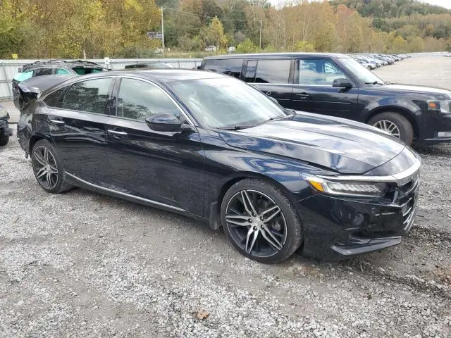 2022 HONDA ACCORD TOURING  