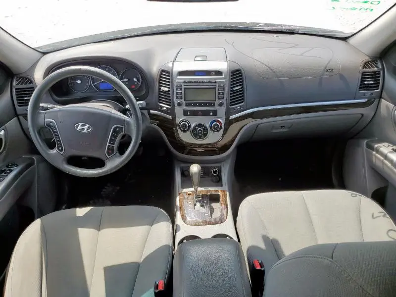 2010 HYUNDAI SANTA FE GLS  