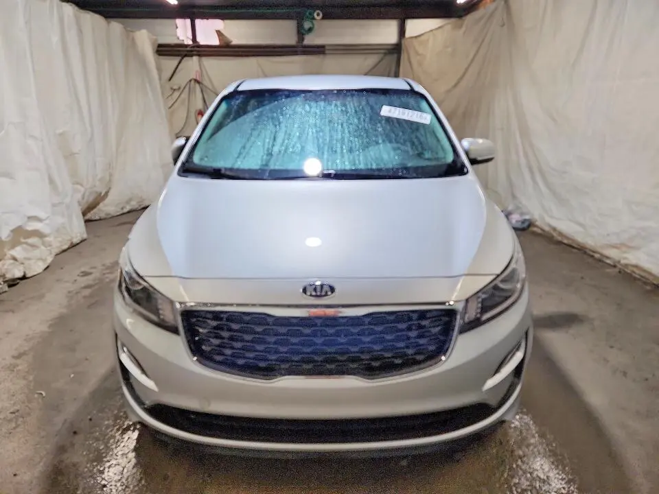 2020 KIA SEDONA L  