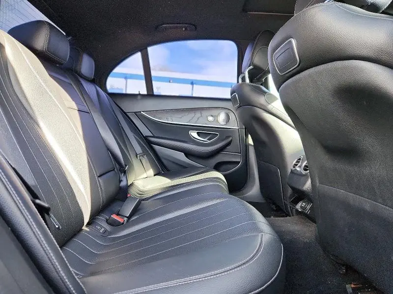 2018 MERCEDES-BENZ E 300  