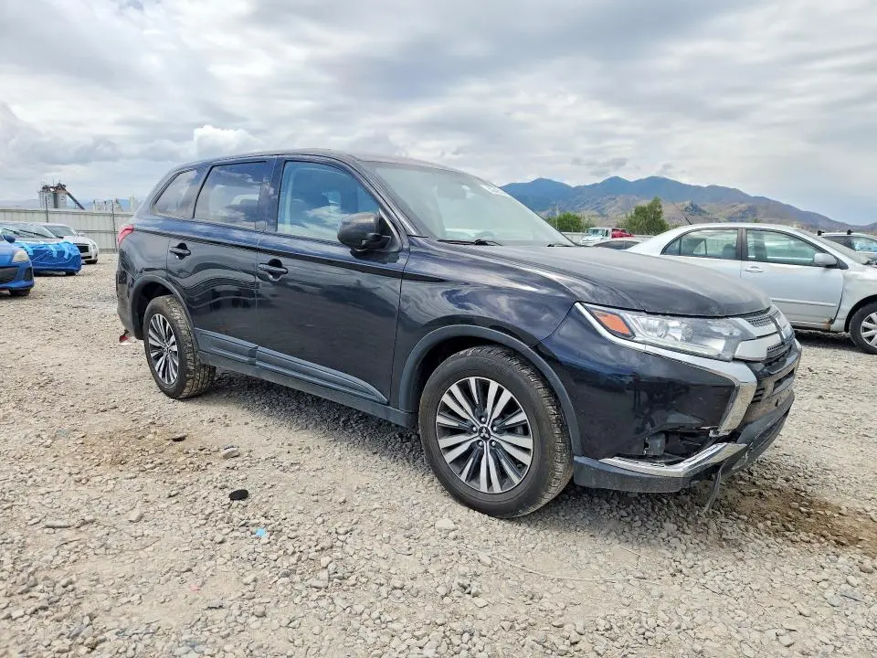 2019 MITSUBISHI OUTLANDER ES  
