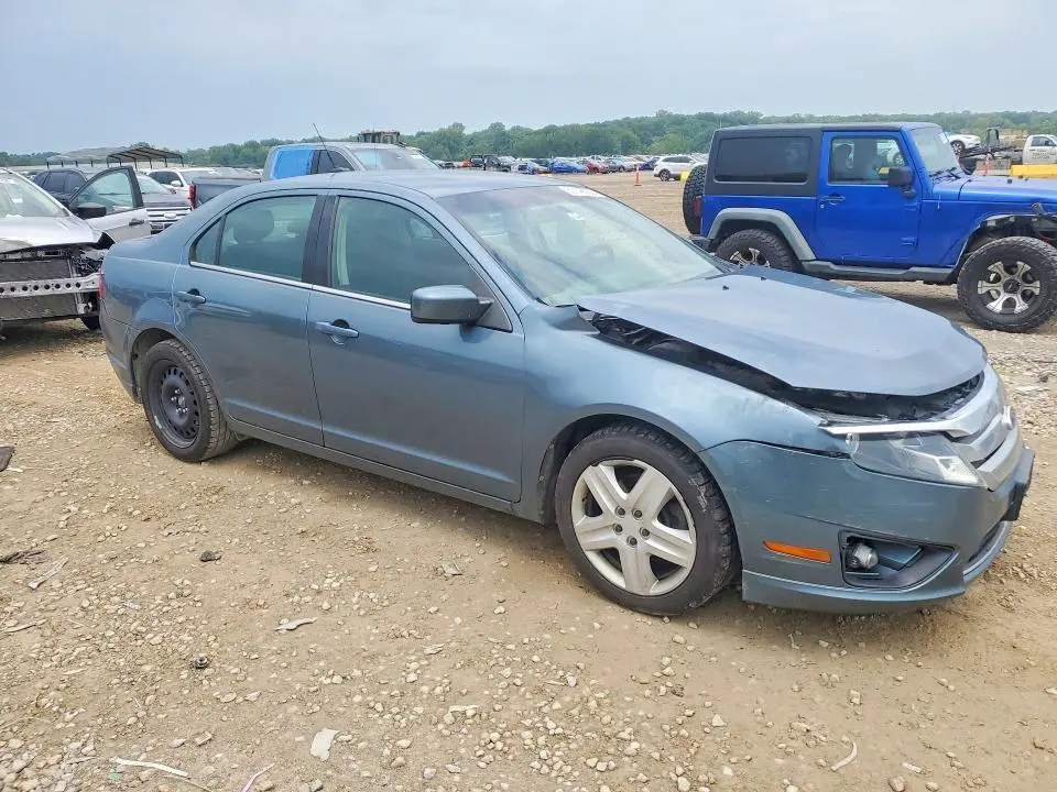 2011 FORD FUSION SE  