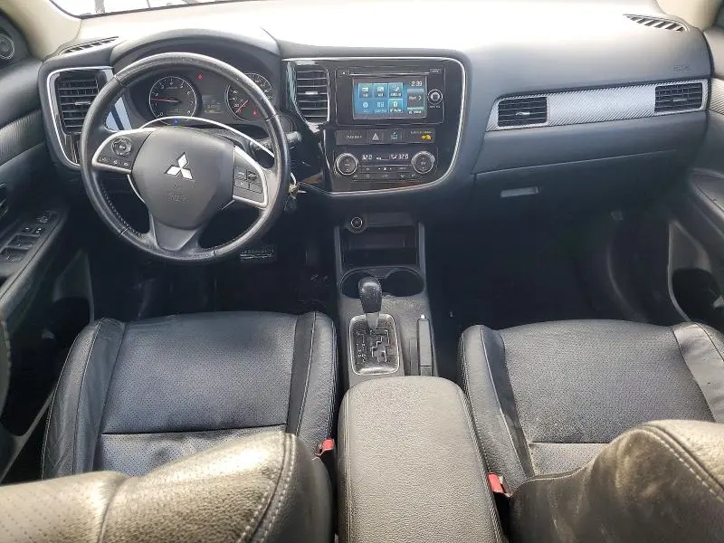 2015 MITSUBISHI OUTLANDER ES  