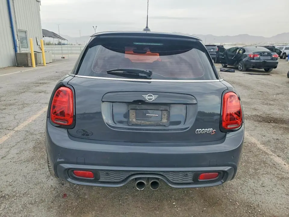 2019 MINI COOPER S  