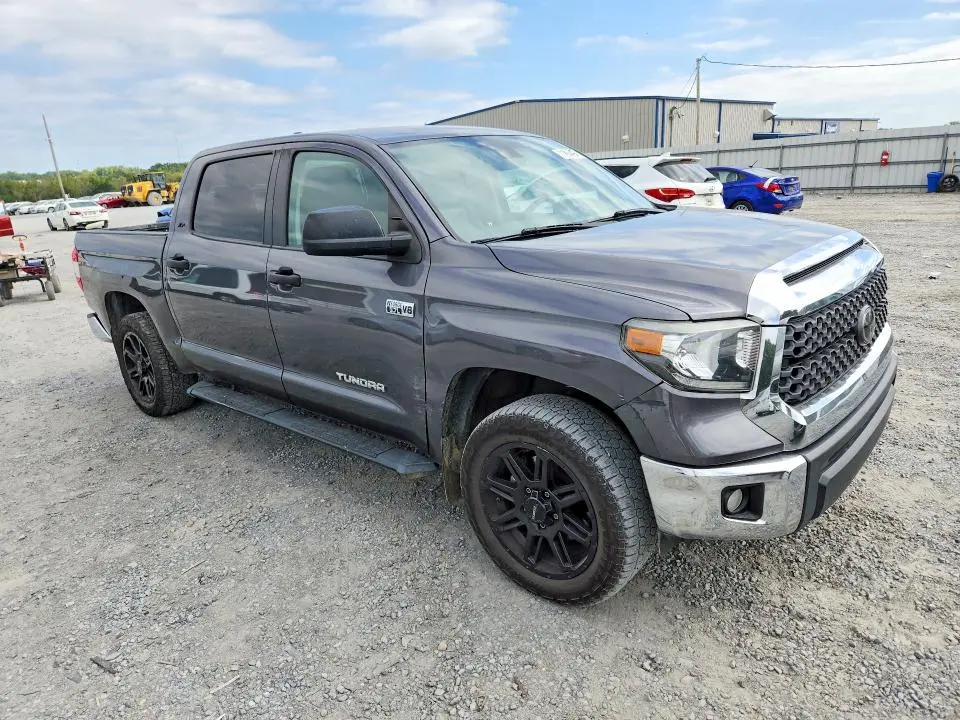 2020 TOYOTA TUNDRA SR5  