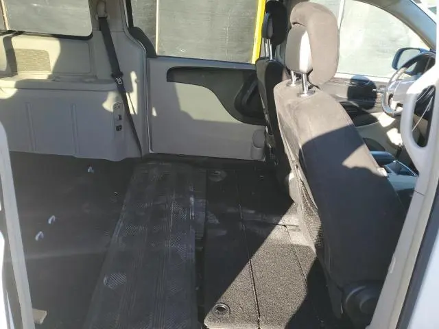 2011 CHRYSLER TOWN & COUNTRY TOURING  