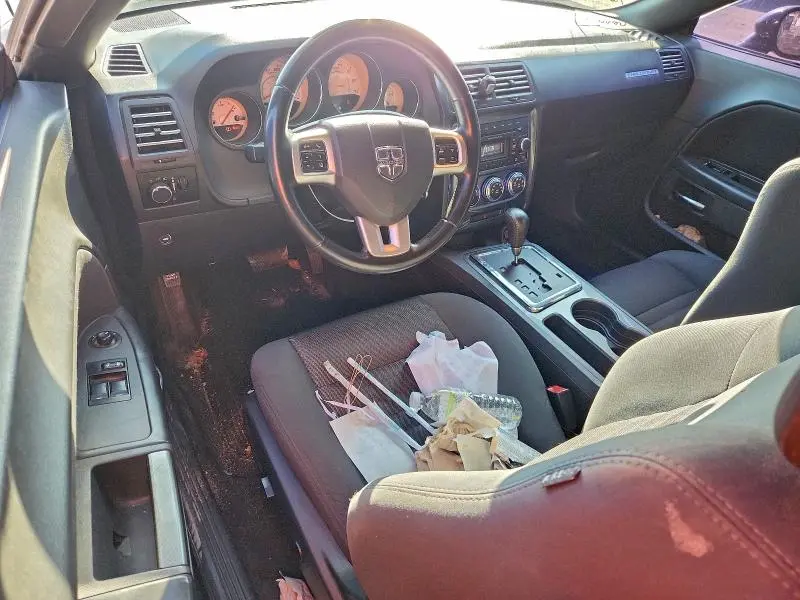 2012 DODGE CHALLENGER SXT  