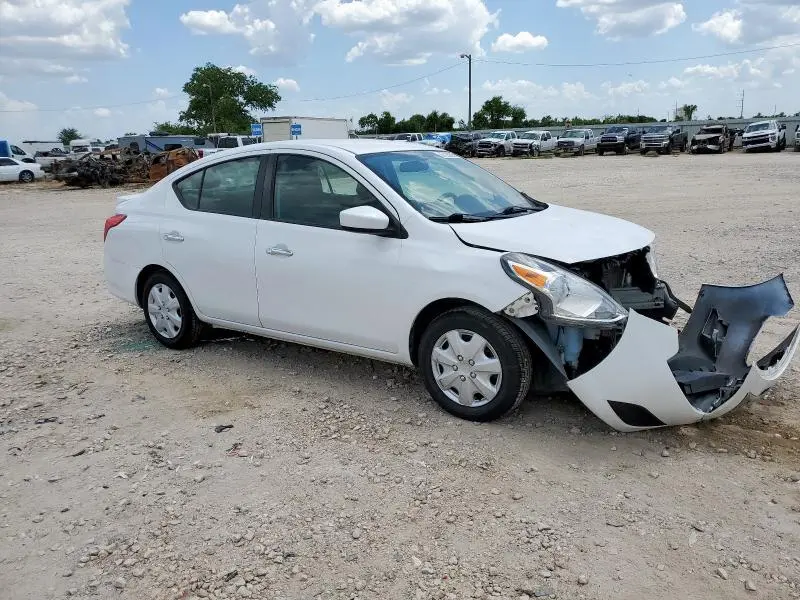 2019 NISSAN VERSA S  