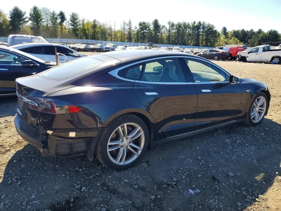2015 TESLA MODEL S   
