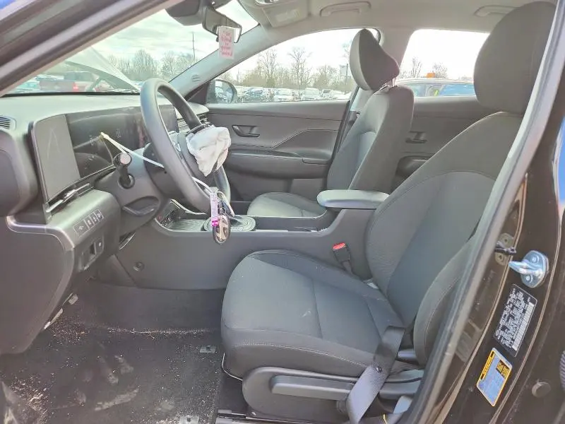 2026 HYUNDAI KONA SE  