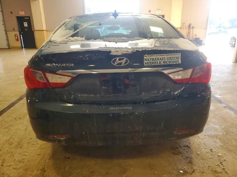 2012 HYUNDAI SONATA GLS  