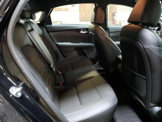 2023 KIA FORTE GT LINE  