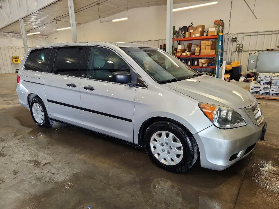 2010 HONDA ODYSSEY LX  