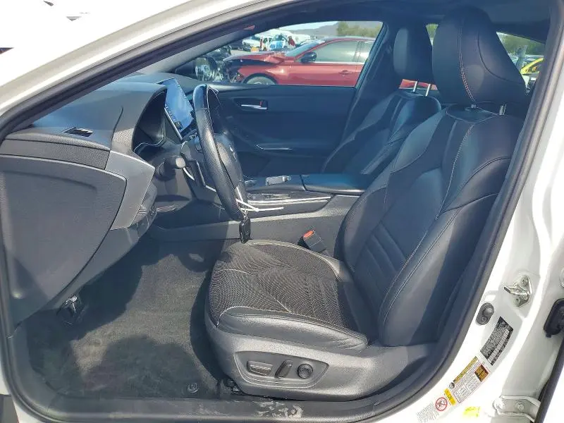2019 TOYOTA AVALON XSE  