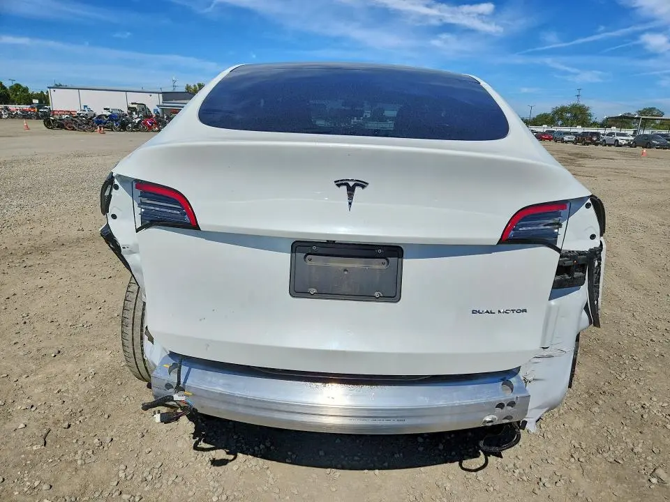 2021 TESLA MODEL Y   