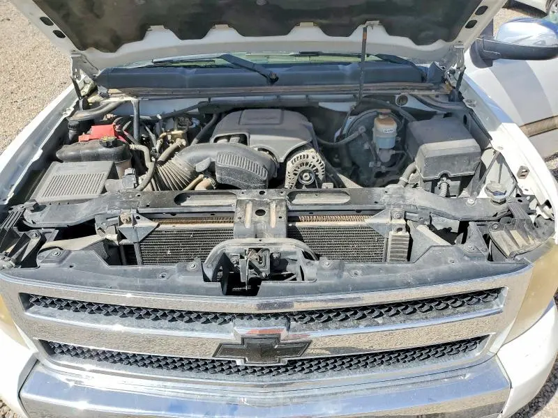 2011 CHEVROLET SILVERADO C1500 LT  