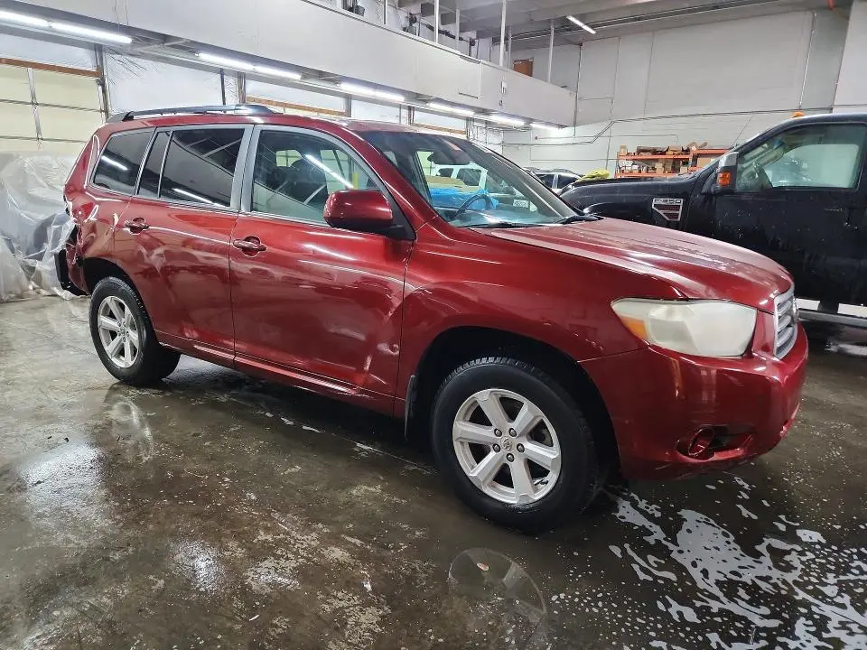 2010 TOYOTA HIGHLANDER SE  