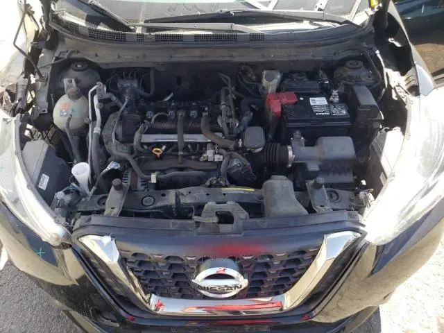 2019 NISSAN KICKS S