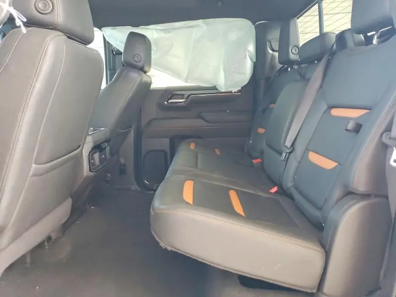 2024 GMC SIERRA K1500 AT4  