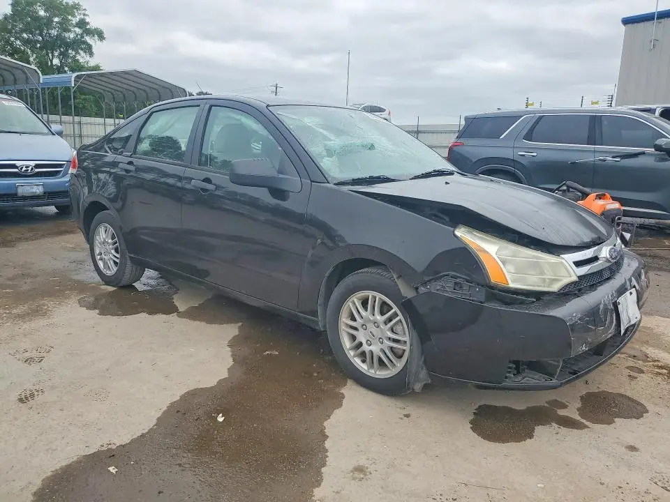 2011 FORD FOCUS SE  