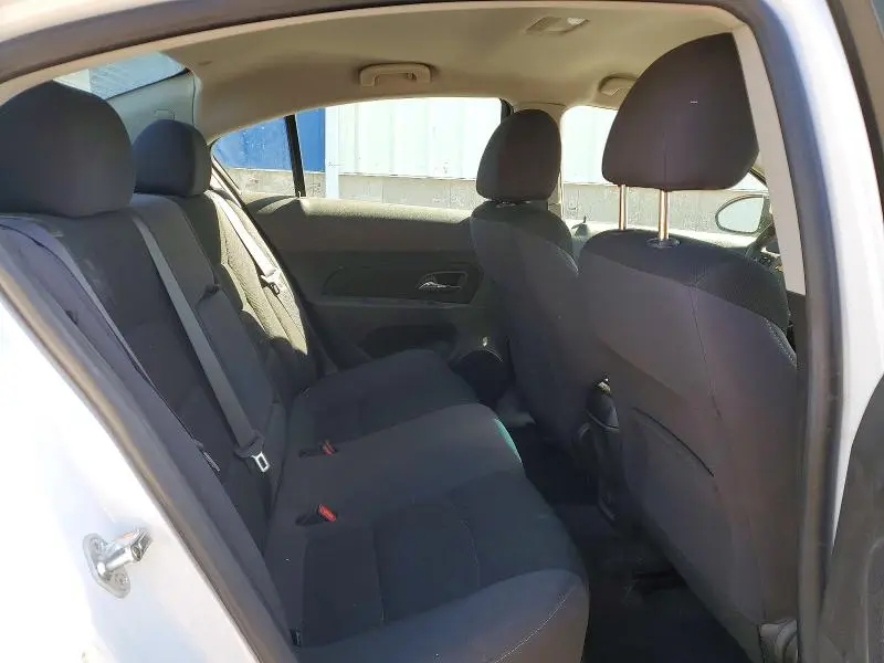 2015 CHEVROLET CRUZE LT  
