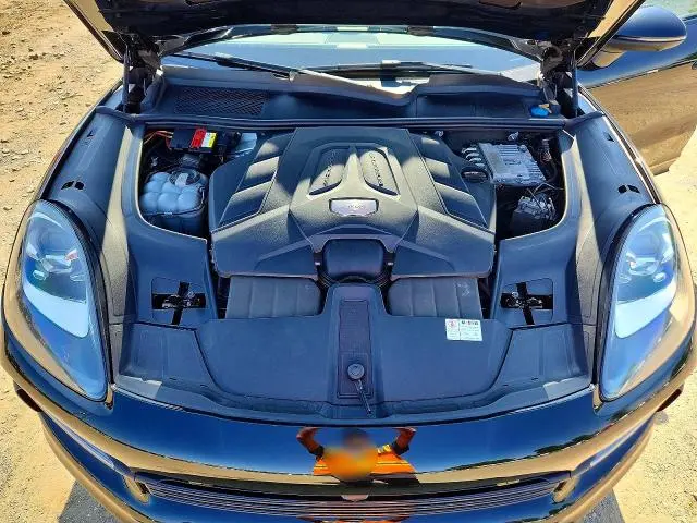 2019 PORSCHE CAYENNE S  