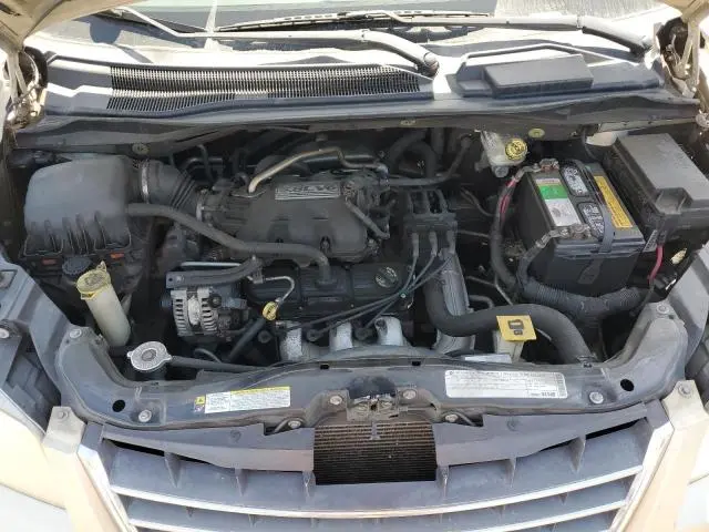 2010 CHRYSLER TOWN & COUNTRY TOURING  
