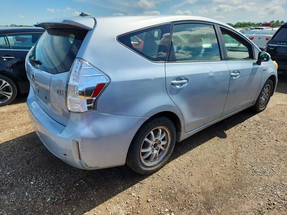 2013 TOYOTA PRIUS V THREE  