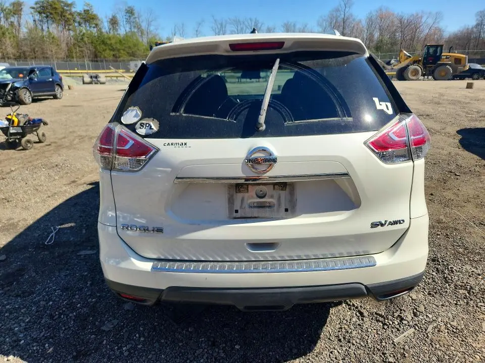 2015 NISSAN ROGUE SV  