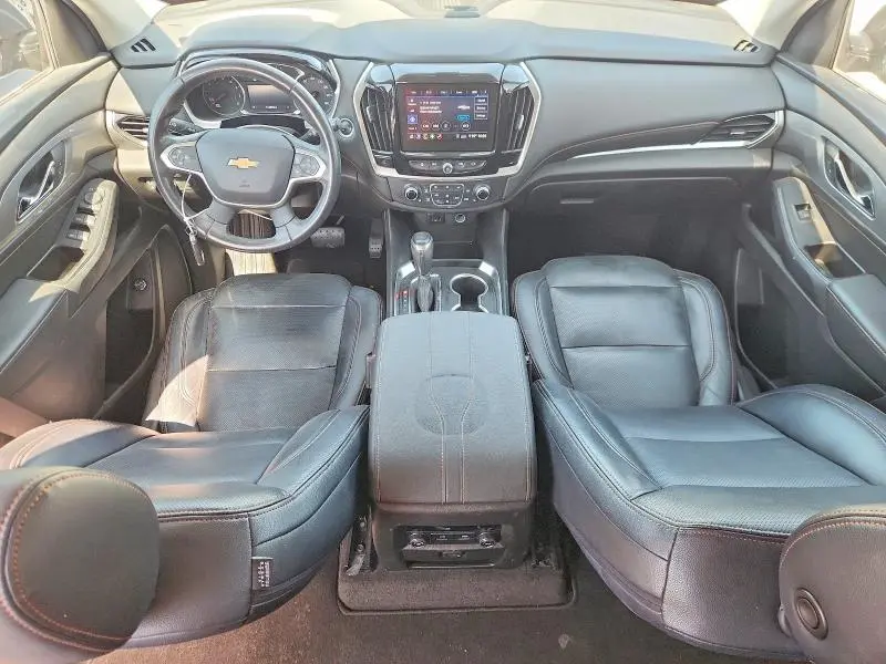 2020 CHEVROLET TRAVERSE LT  
