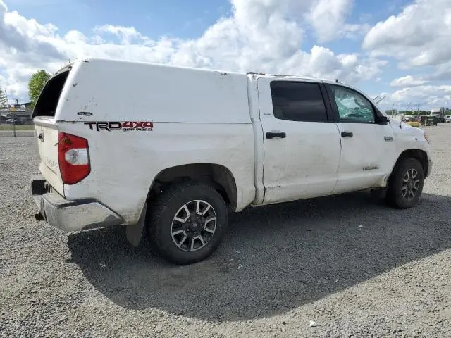 2017 TOYOTA TUNDRA CREWMAX SR5  