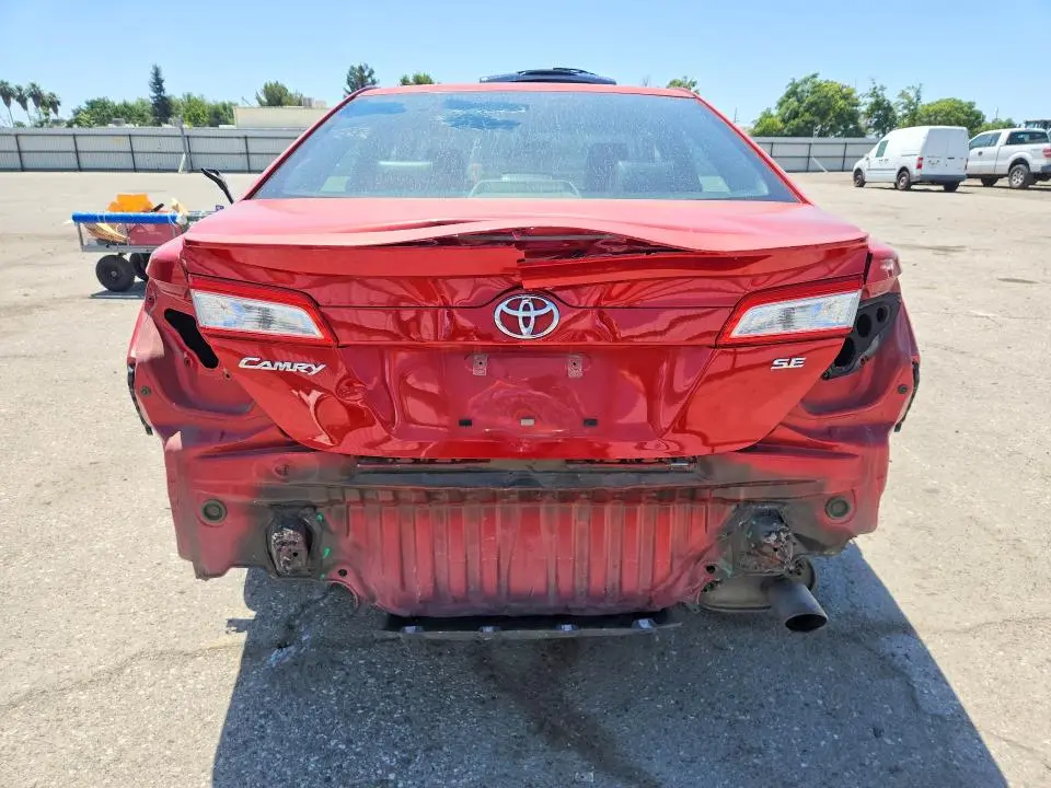 2012 TOYOTA CAMRY SE  