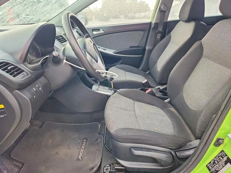 2013 HYUNDAI ACCENT GS  