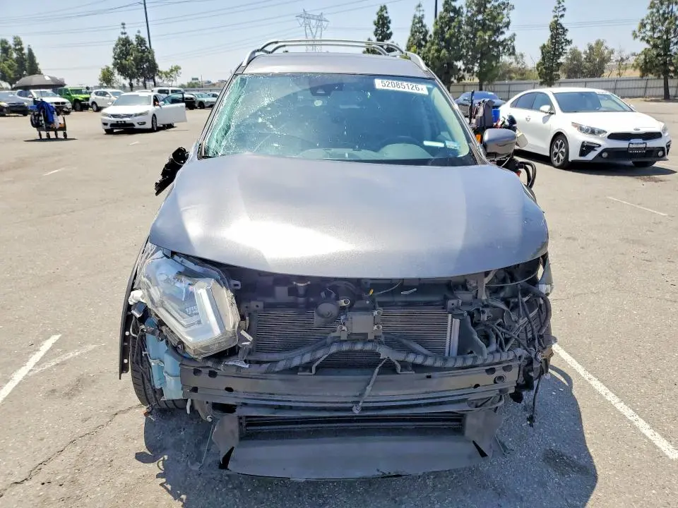 2018 NISSAN ROGUE SL  