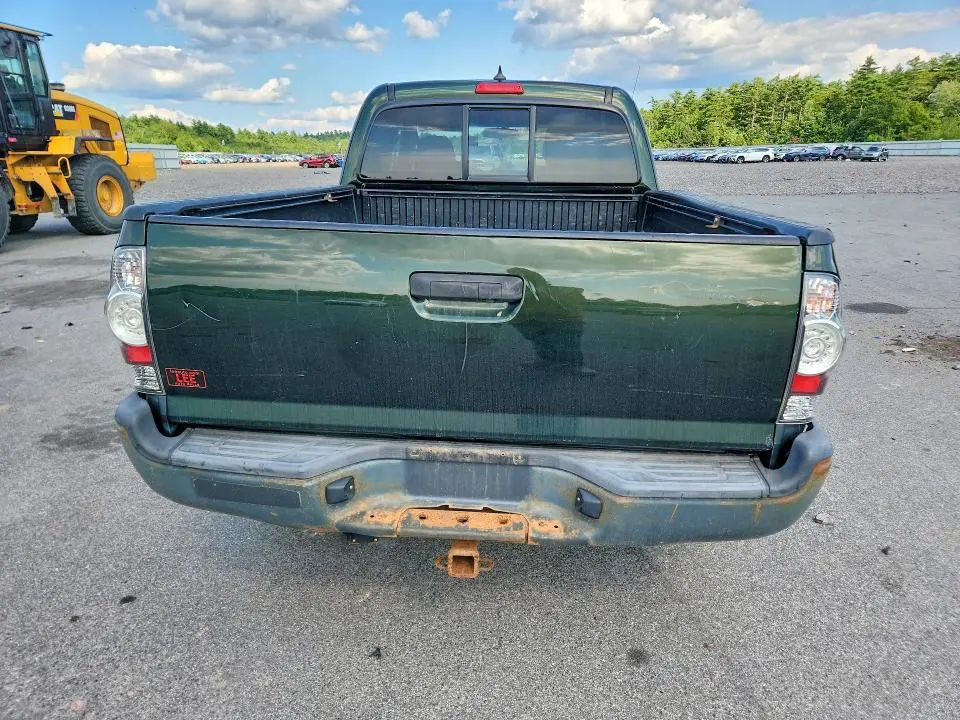 2014 TOYOTA TACOMA BASE  