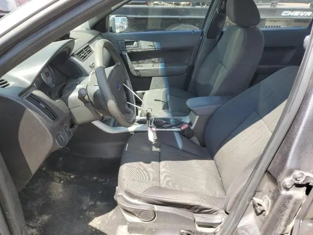 2010 FORD FOCUS SE  
